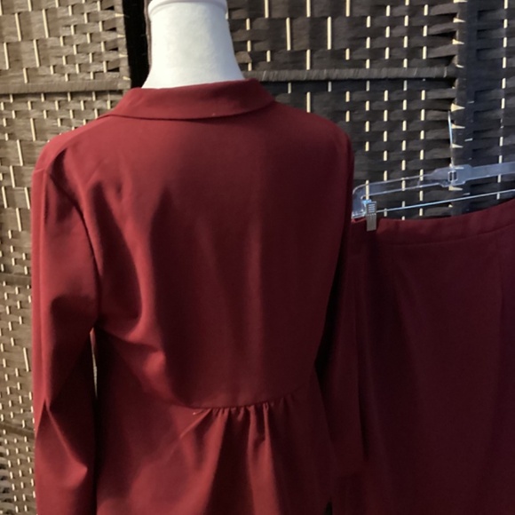 Two-Piece Suit Lapel Blazer and Fitted Skirt (Color: Burgundy) - Picture 8 of 8